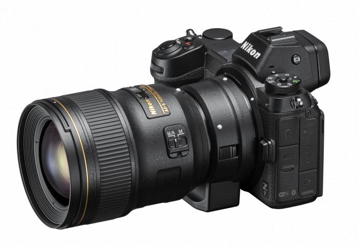 Die Nikon Z7 mit FTZ-Adapter und Nikkor 28 mm 1:1,4 E ED (Bild: Nikon)